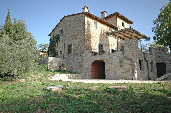 CASA ELEONORA CASA ELEONORA