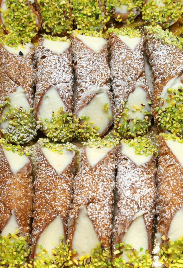 sicilian cannolo