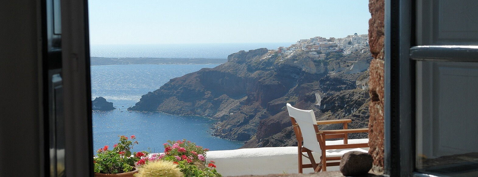 Panoramic view of Santorini