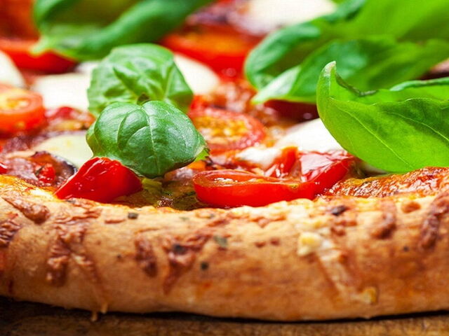 What'S the Real History of Italian Pizza?