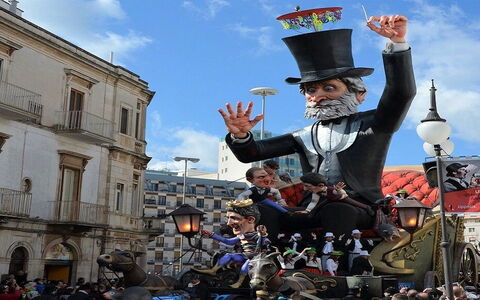 The Carnival of Putignano: an Unmissable Festival in Apulia