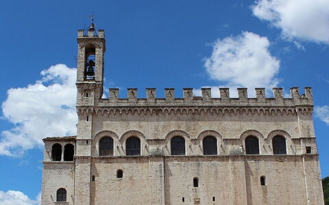 Gubbio, the City with the Largest Christmas Tree in the World
