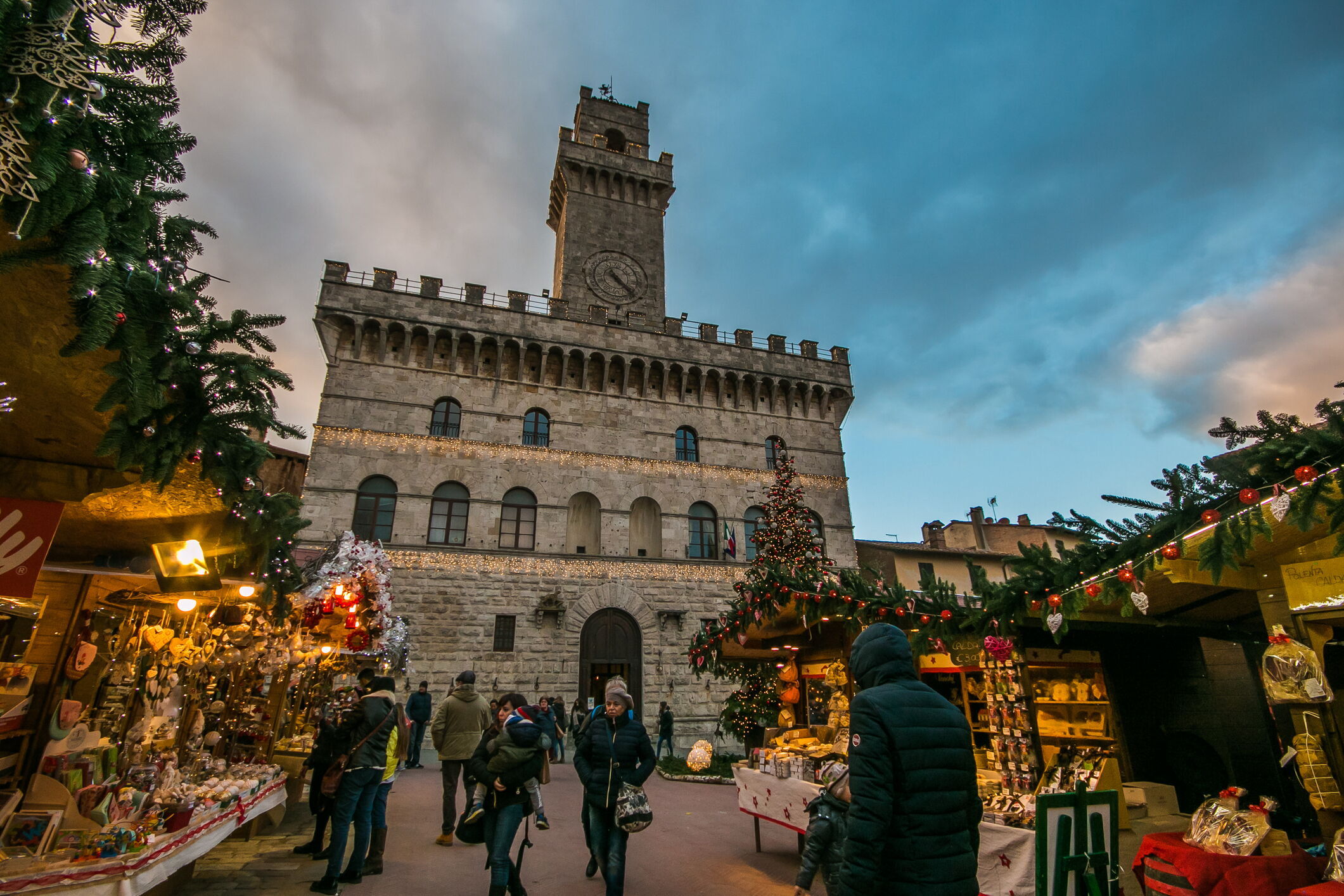 Montepulciano a Natale con il Castello di Babbo Natale