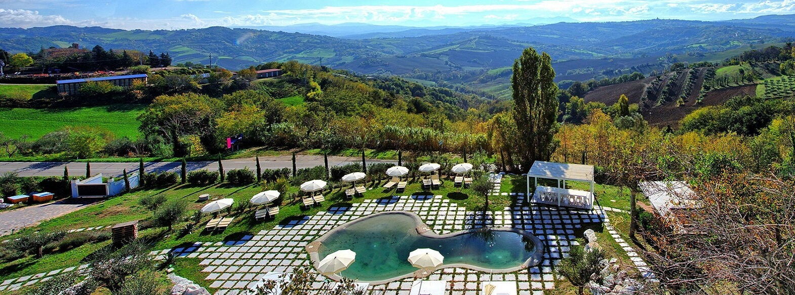 Benji e Fede a Villa Ambasciata