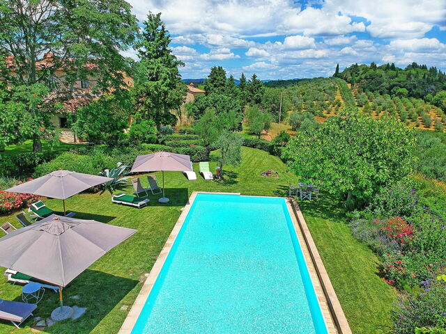 The Story of Villa Sonia: a Tuscan Gem of Elegance and Tradition