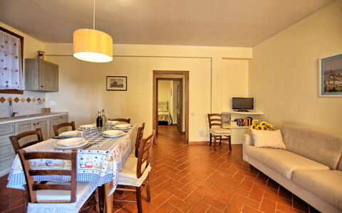 Accommodation Casa Rossa 4: Dining Room, Kitchen, Living Room