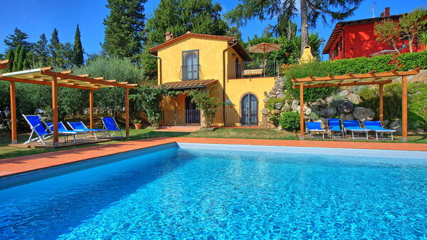 Casa Rossa: Building Exterior, Garden, Outdoor, Pool