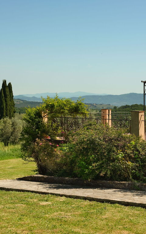 Pozzo Dei Desideri: Building Exterior, Garden, Outdoor