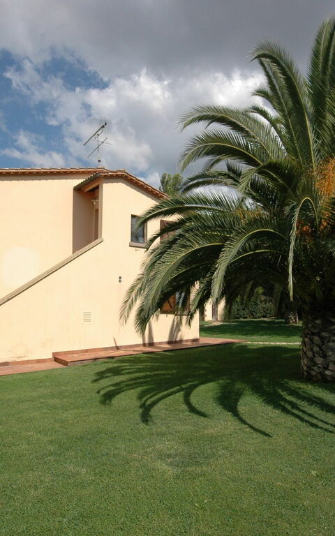 Poderino: Building Exterior, Garden, Outdoor