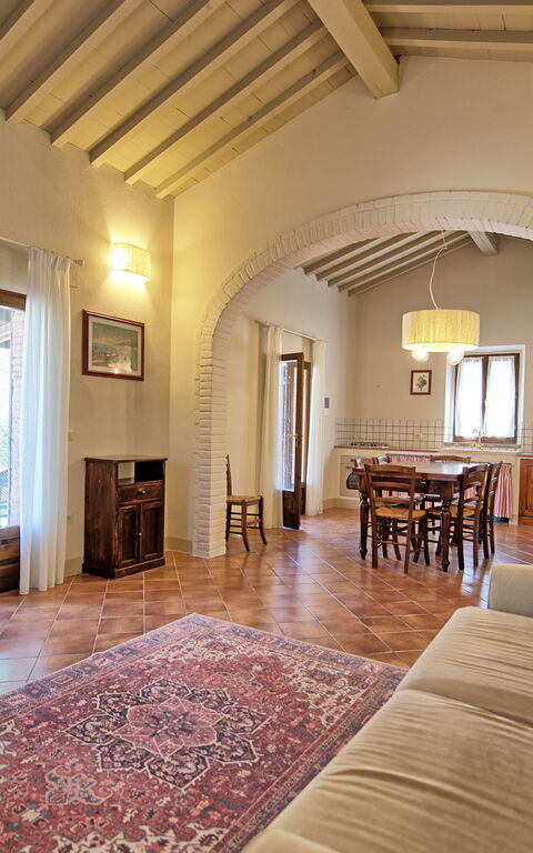 Cuccardino: Dining Room, Kitchen, Living Room