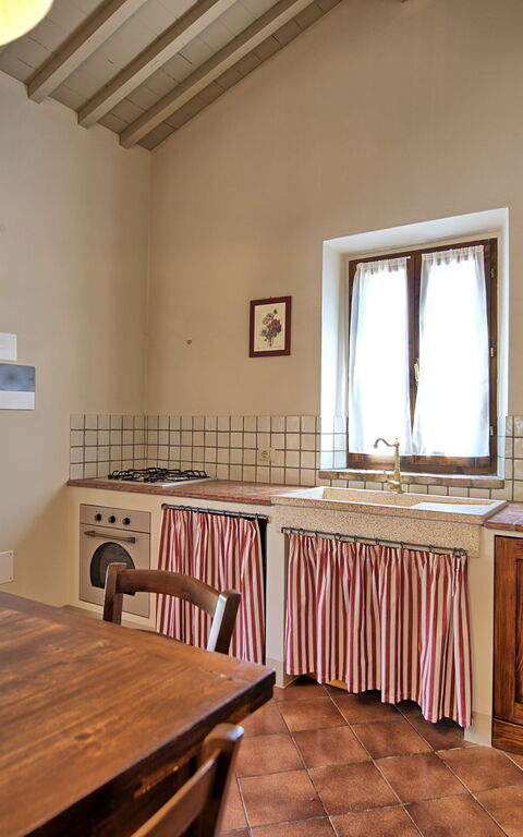 Cuccardino: Dining Room, Kitchen, Living Room