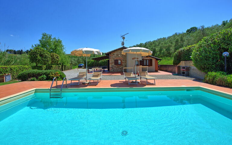 Cuccardino: Outdoor, Pool
