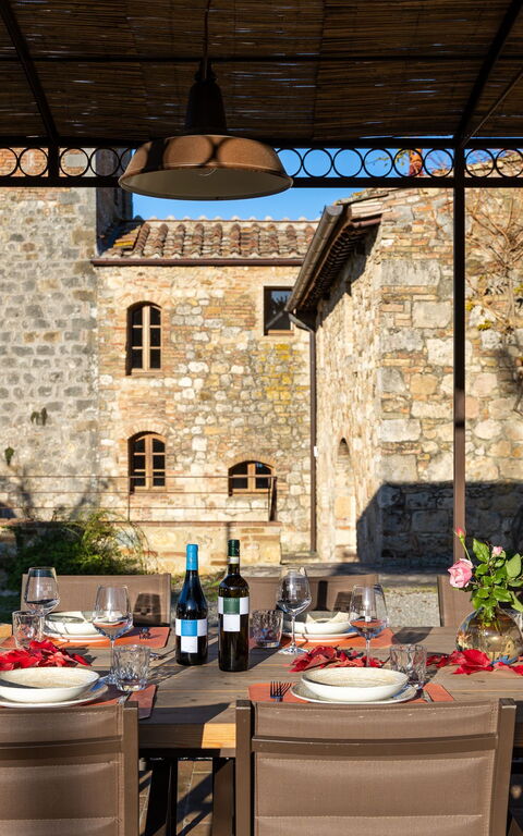 Villa Simone: Building Exterior, Outdoor