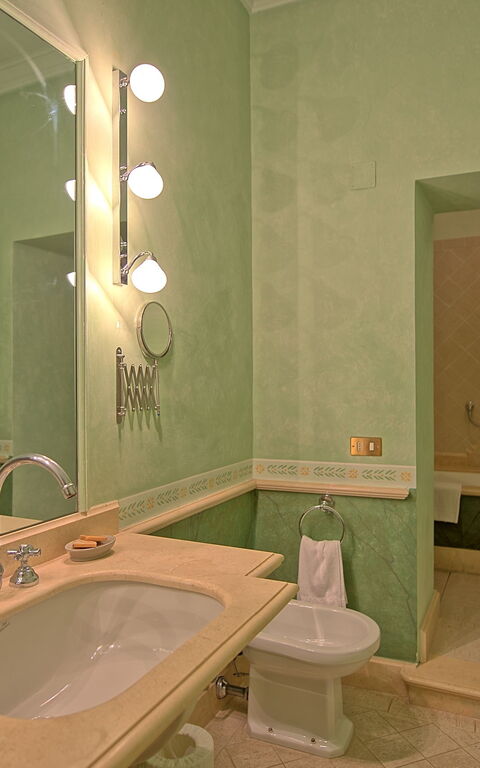 Castello Leopoldo: Bathroom