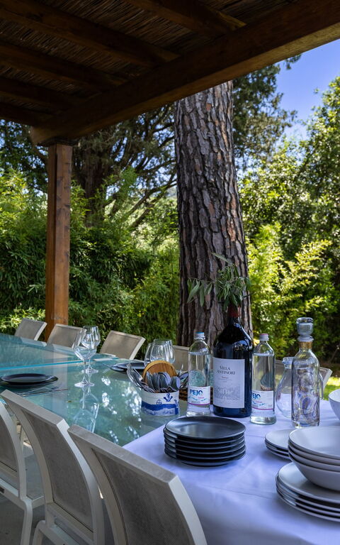 Villa Orchidea: Balcony / Terrace / Patio, Building Exterior, Outdoor