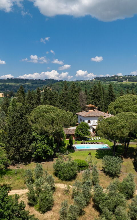 Villa Orchidea: Pool, Scenic View