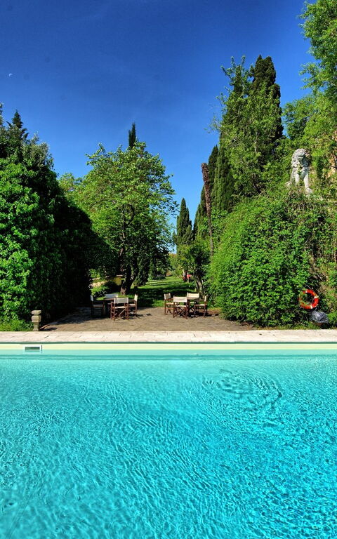 Montegufoni: Pool