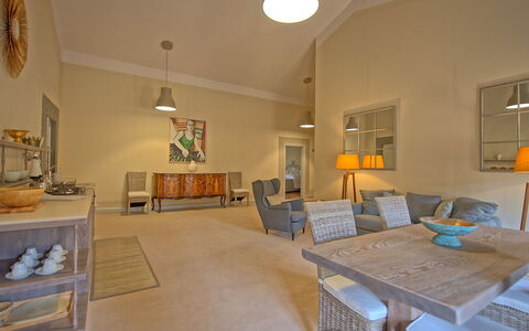 Accommodation Montegufoni 27: Dining Room, Kitchen, Living Room