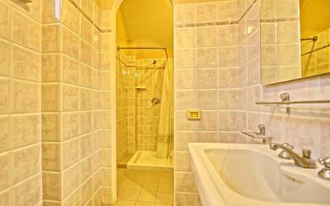 Accommodation Villa Acciaioli: Bathroom