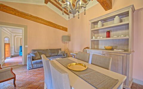 Accommodation Montegufoni 18: Dining Room, Kitchen, Living Room