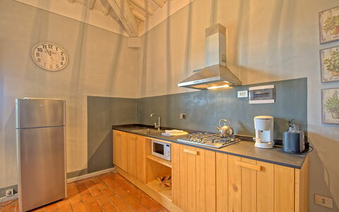 Accommodation Acciaioli 14: Dining Room, Kitchen, Living Room