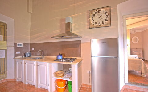 Accommodation Montegufoni 30: Dining Room, Kitchen, Living Room