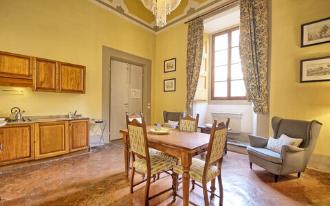 Accommodation Guardiano: Dining Room, Kitchen, Living Room