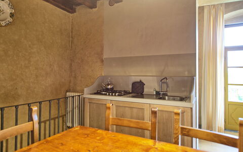 Accommodation Montegufoni 23: Dining Room, Kitchen