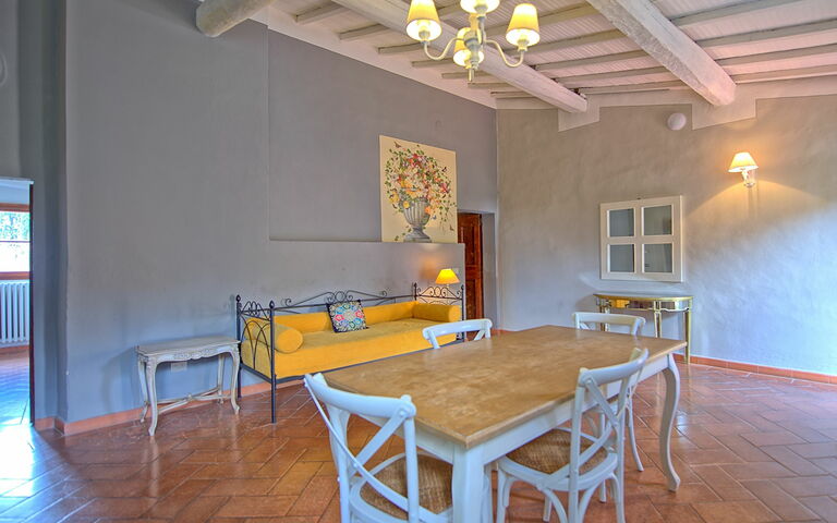 Accommodation Acciaioli 4: Dining Room, Living Room