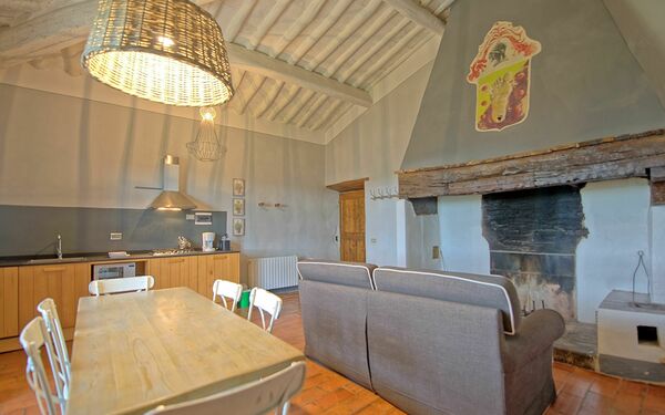 Accommodation Acciaioli 14: Dining Room, Kitchen, Living Room