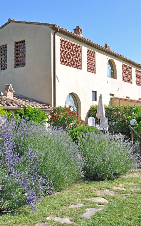 I Glicini: Building Exterior, Outdoor