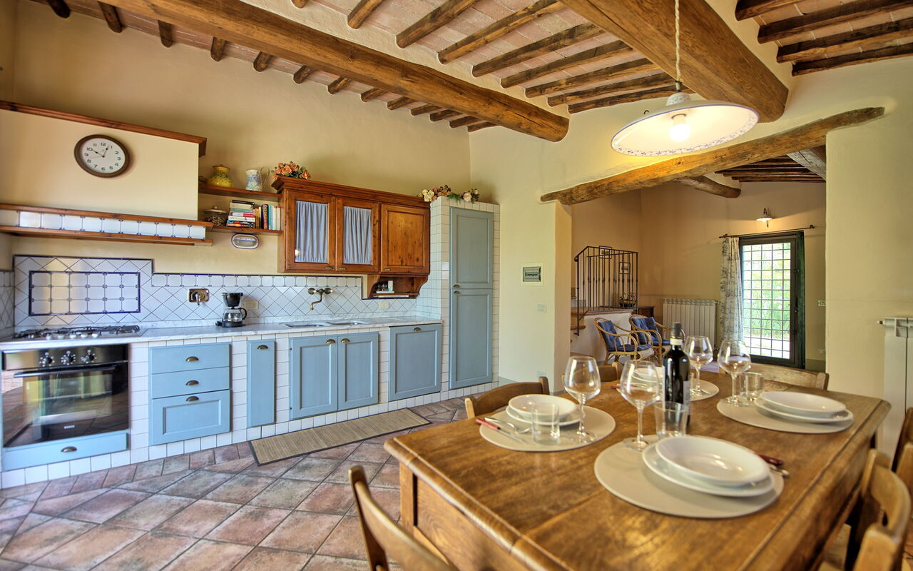 Accommodation Glicini 2: Dining Room, Kitchen