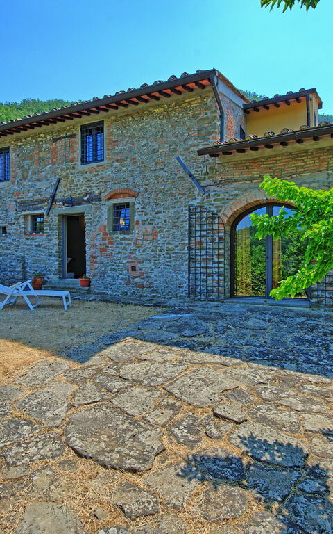 Poggio Conca: Building Exterior, Garden