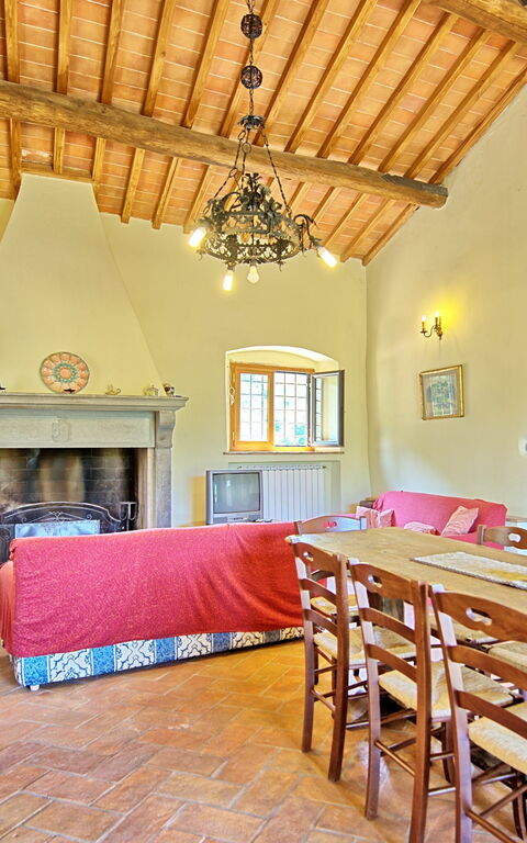 Poggio Conca: Dining Room, Living Room