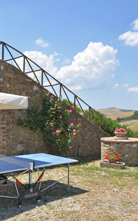 Castelmuzio: Amenities