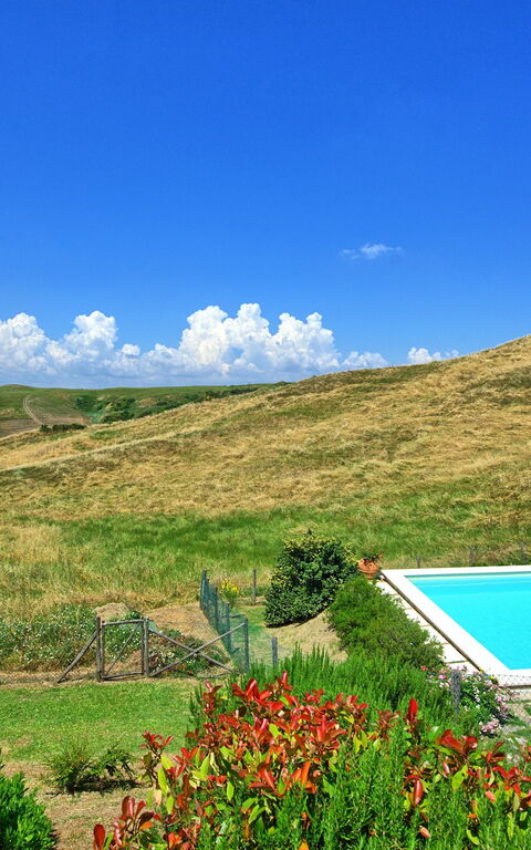 Castelmuzio: Outdoor, Scenic View