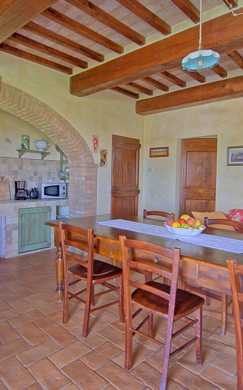 Castelmuzio: Dining Room, Kitchen, Living Room