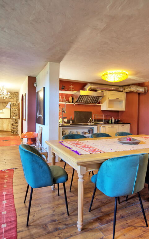 Villa Oliveta: Dining Room, Kitchen, Living Room