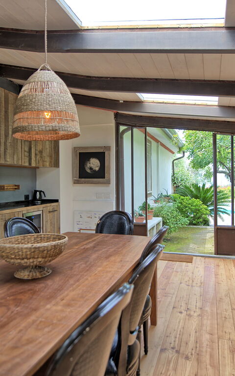 Villa Oliveta: Dining Room, Kitchen
