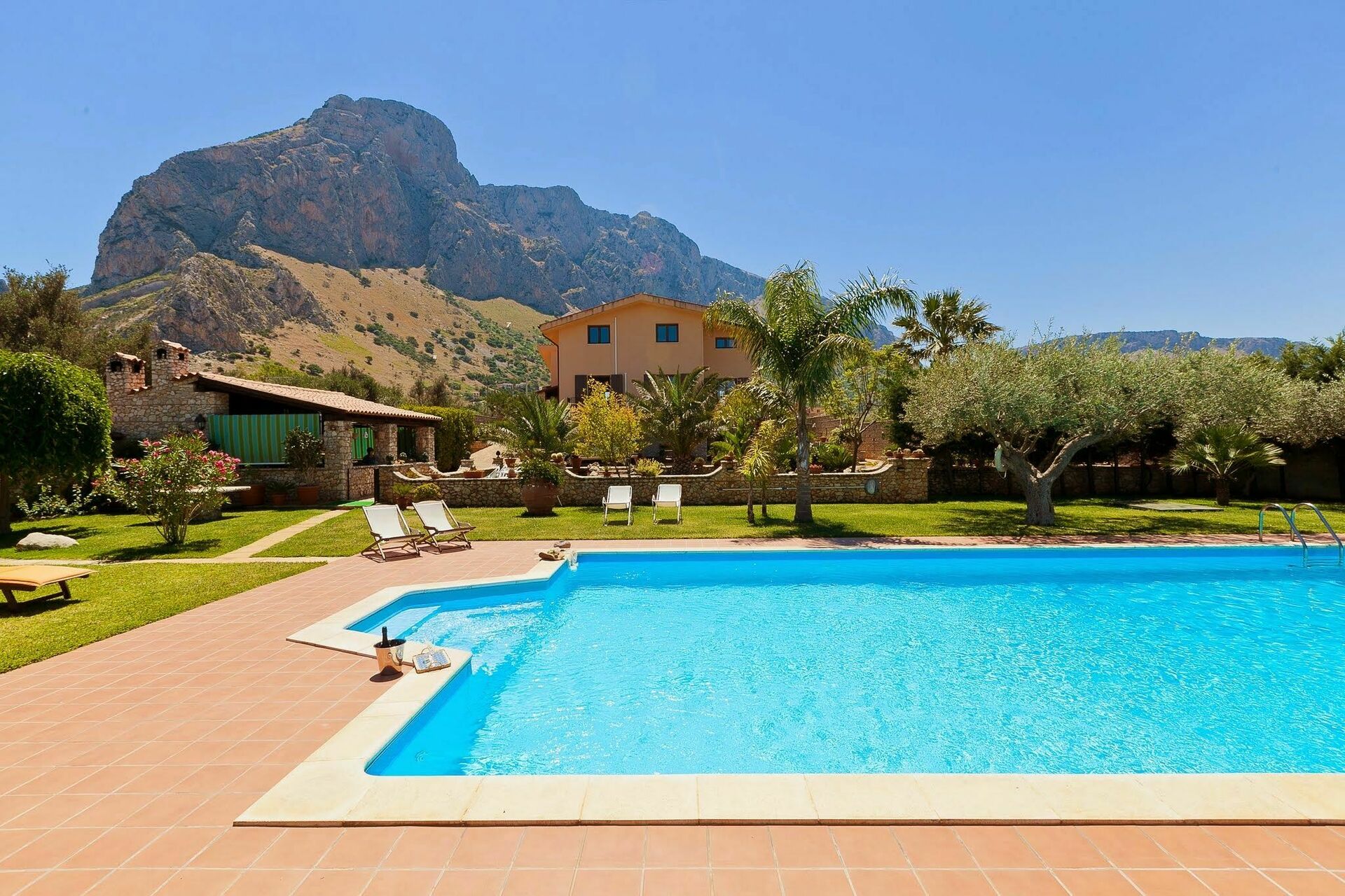 Holiday Villa With Pool In Sicily Villa Cinisi