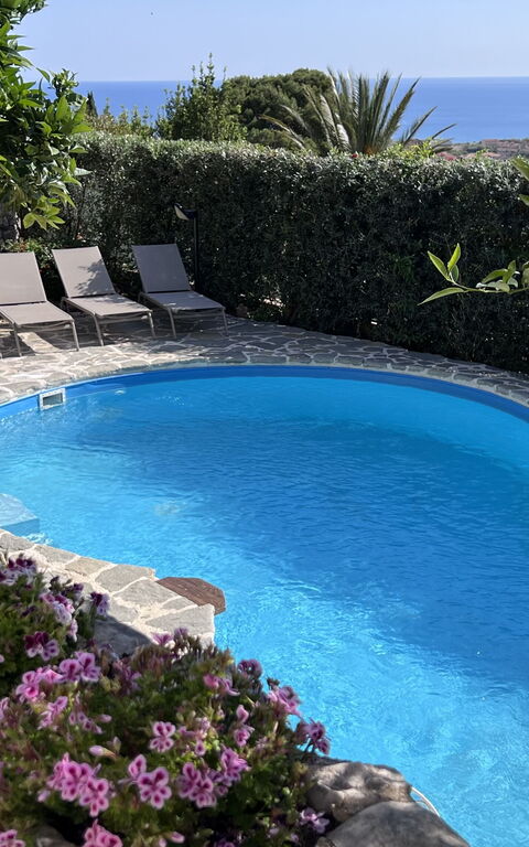 Castellammare: Building Exterior, Pool