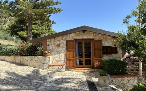 Accommodation Castellammare 1: Building Exterior, Main Entrance