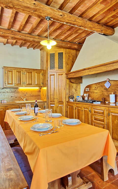 Casa Scopeti: Dining Room, Kitchen