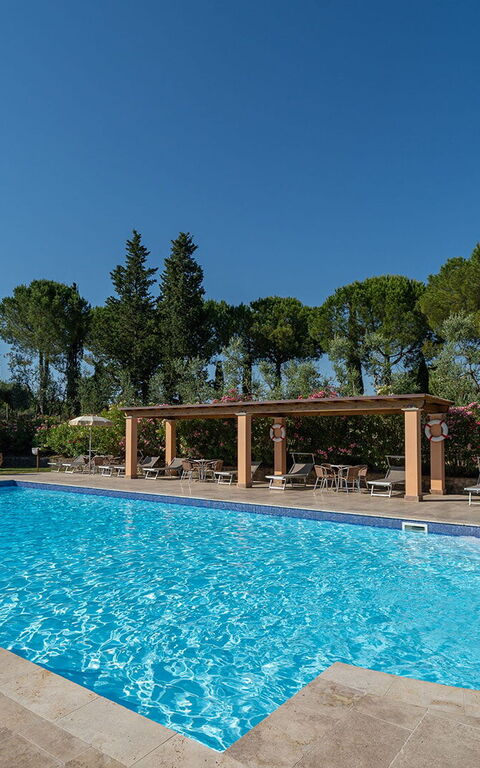 Montelopio: Building Exterior, Outdoor, Pool