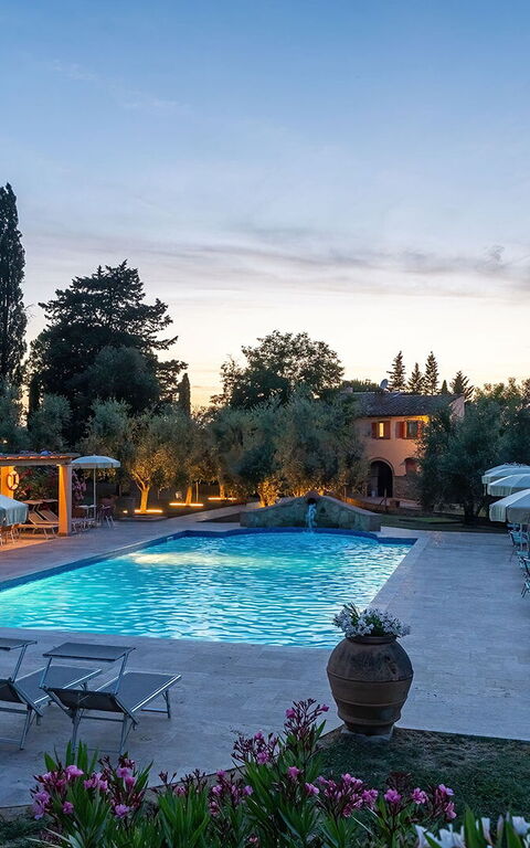 Montelopio: Building Exterior, Outdoor, Pool