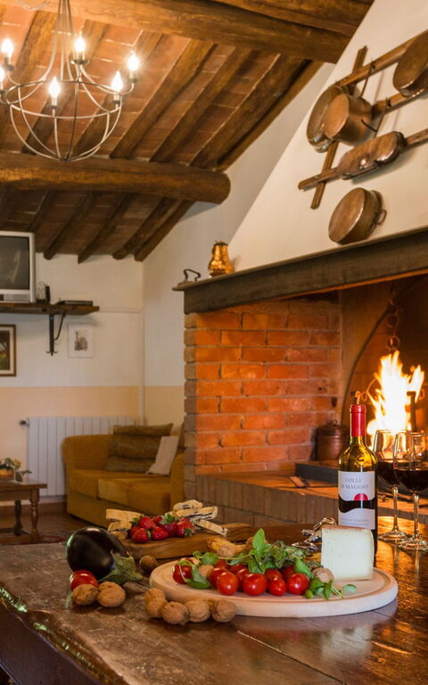 Montelopio: Activities