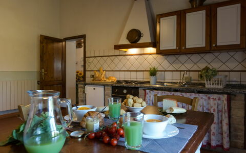 Accommodation Montelopio 7: Dining Room, Kitchen, Living Room