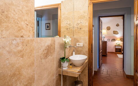 Accommodation Montelopio 2: Bathroom, Room Detail