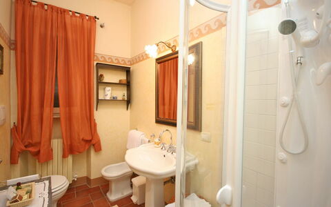 Accommodation Santo Agostino Glicine: Bathroom