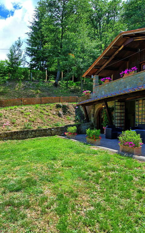 Villa Margherita: Building Exterior, Garden